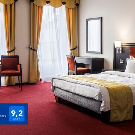 Menorah Hotel Ντνιπροπετρόφσκ Εξωτερικό φωτογραφία