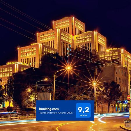 Menorah Hotel Ντνιπροπετρόφσκ Εξωτερικό φωτογραφία