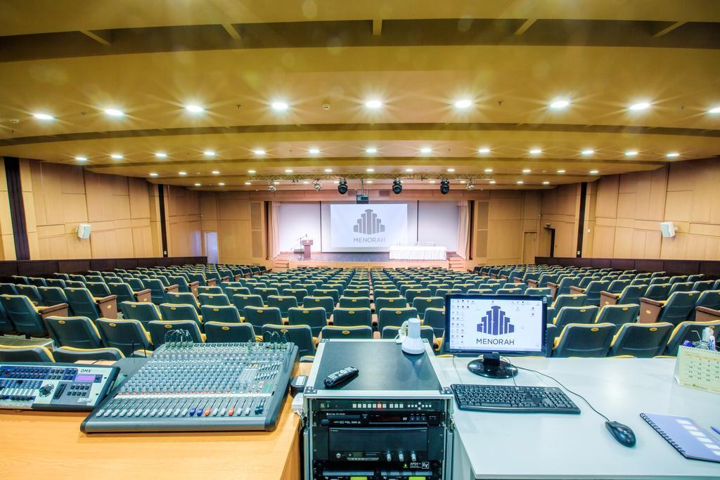 Menorah Hotel Ντνιπροπετρόφσκ Εξωτερικό φωτογραφία