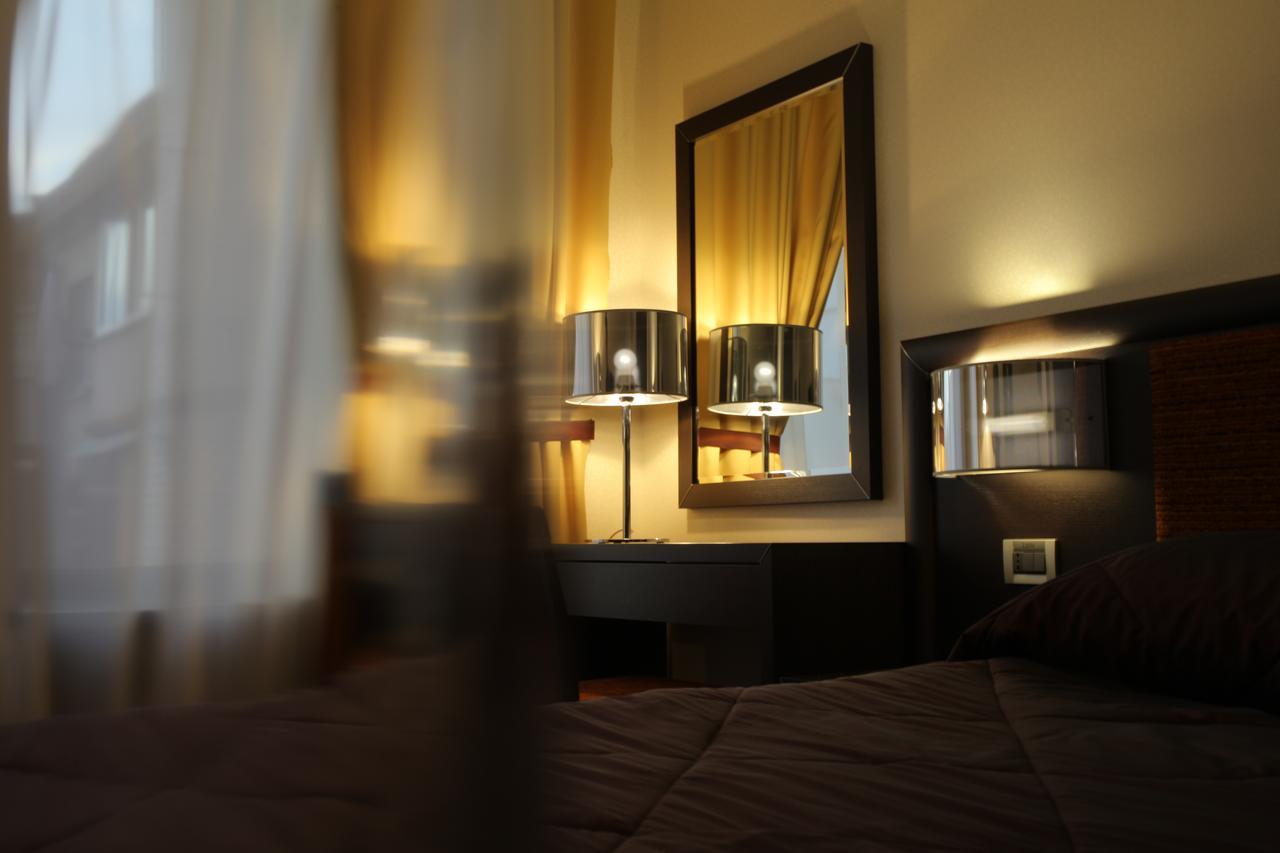 Menorah Hotel Ντνιπροπετρόφσκ Εξωτερικό φωτογραφία