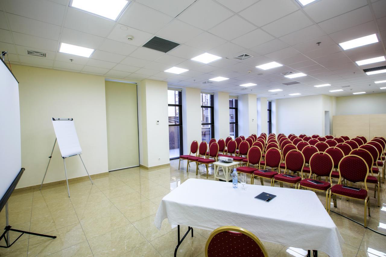 Menorah Hotel Ντνιπροπετρόφσκ Εξωτερικό φωτογραφία