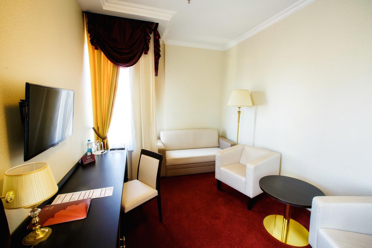 Menorah Hotel Ντνιπροπετρόφσκ Εξωτερικό φωτογραφία